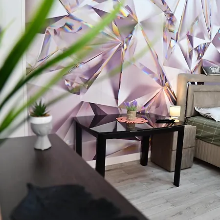 Apartment A&n *