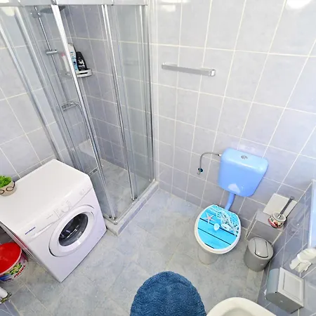 A&n Apartment *
